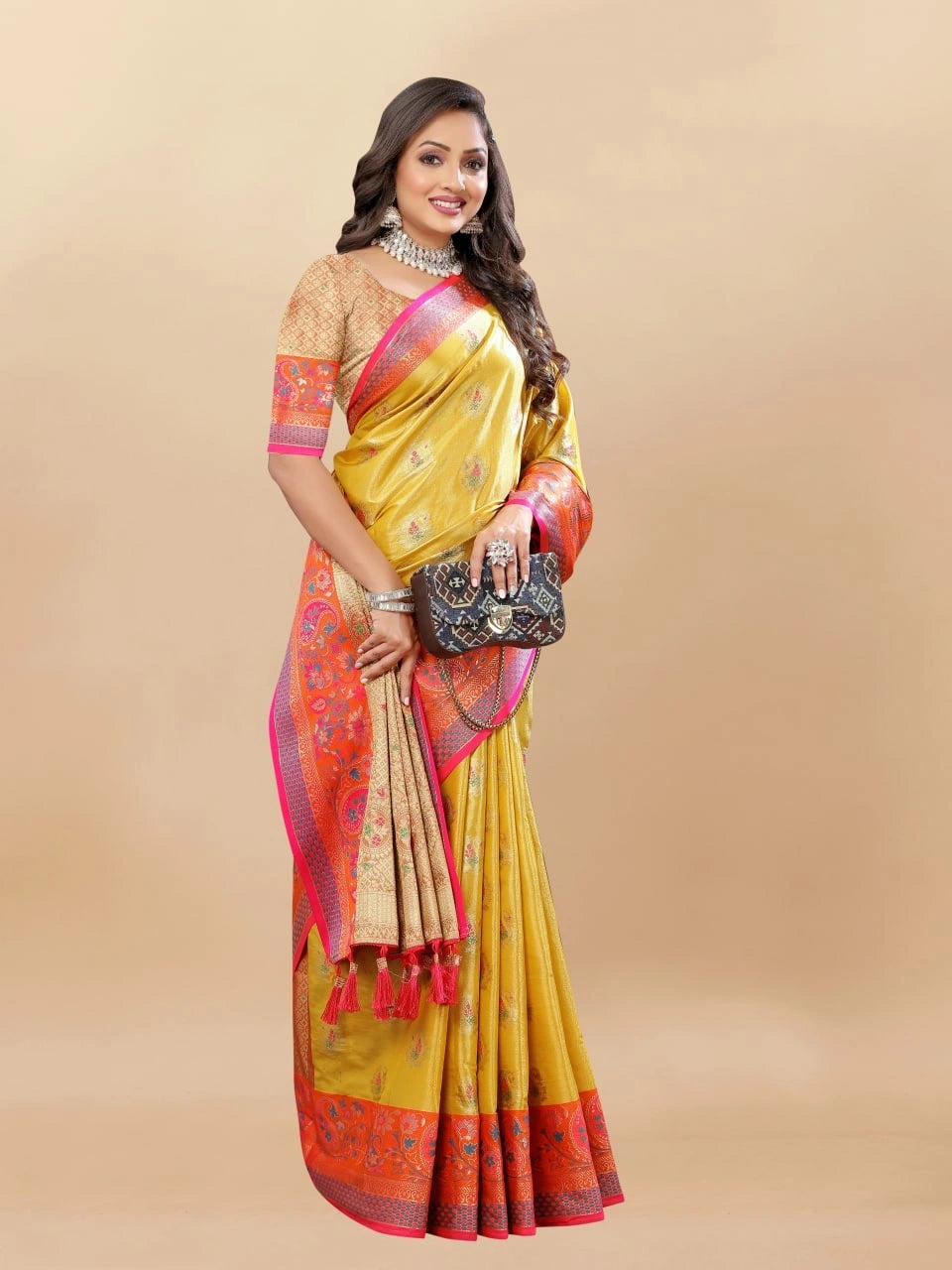 Soft Kanjivaram Silk Saree with Rich Zari Weaving and Tassel-Embellished Pallu