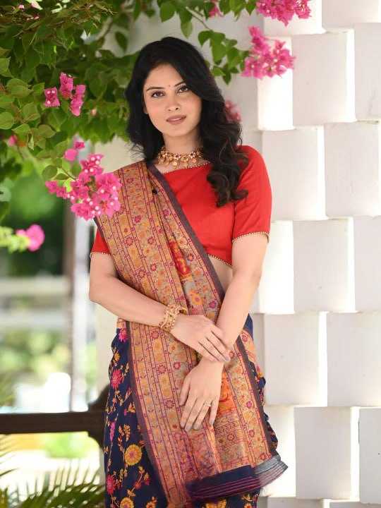 Traditional Banarasi Soft Silk Saree with Kashmiri Zari Weaving