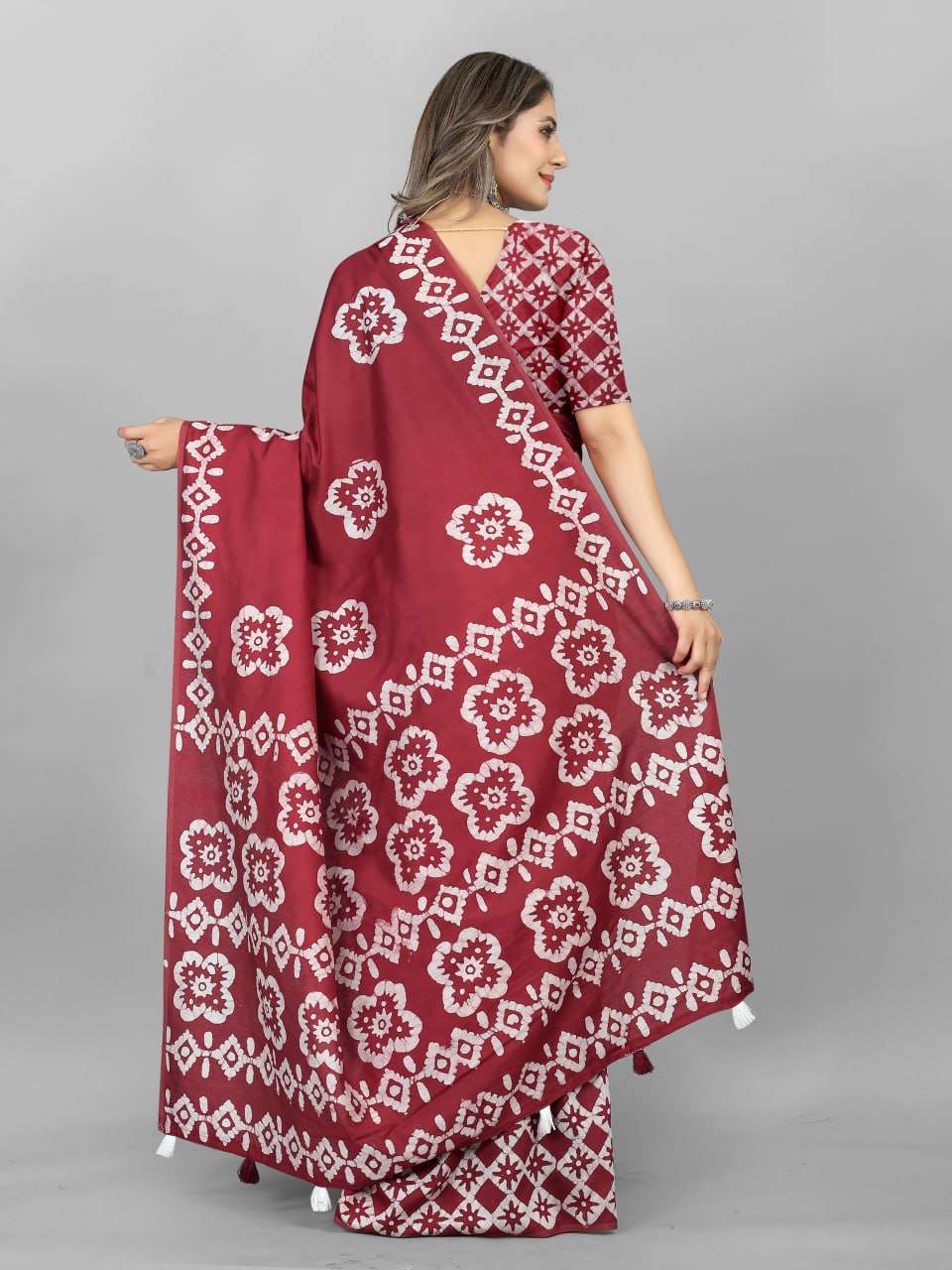 Stylish Hand Wax Batik Saree