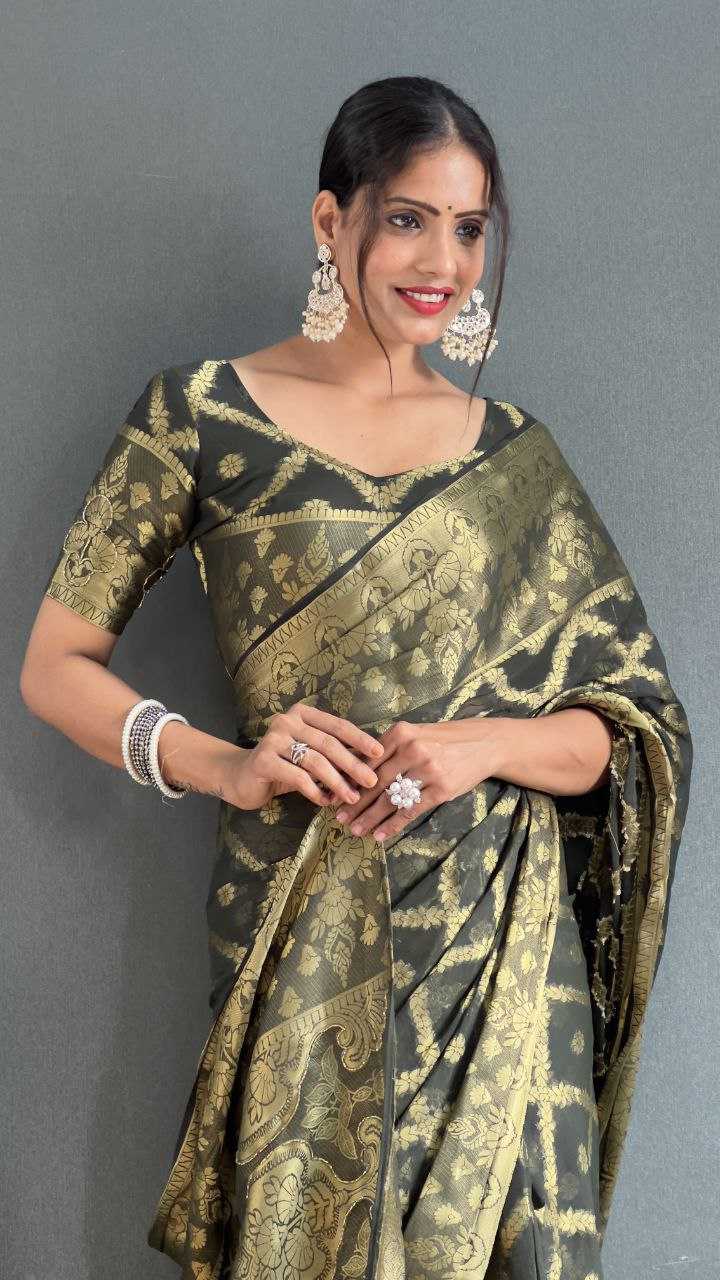 Georgette Saree Embellished With Beautiful Self Weaving Design