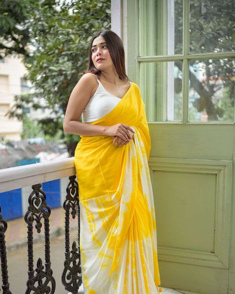 Elegant Plain Linen Saree