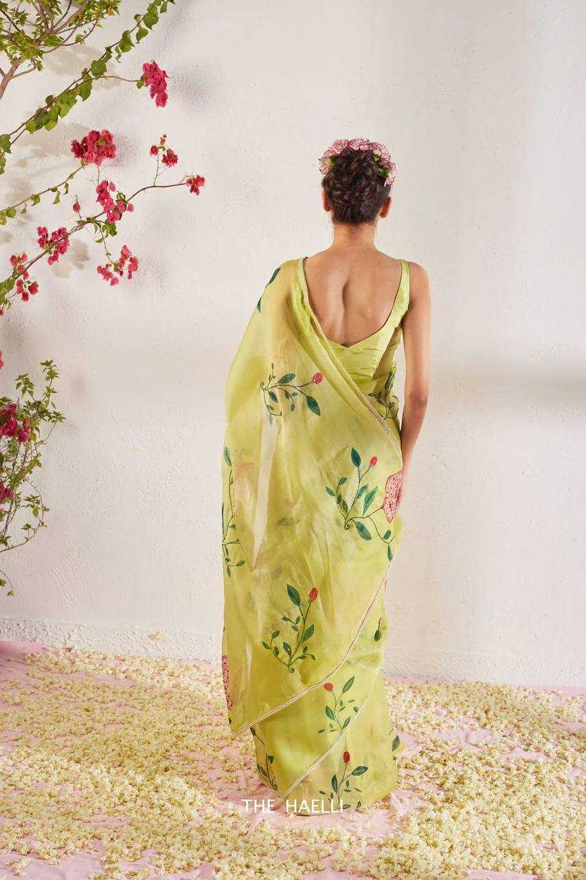 Modern Soft Organza Saree With Beatiful Floral Print