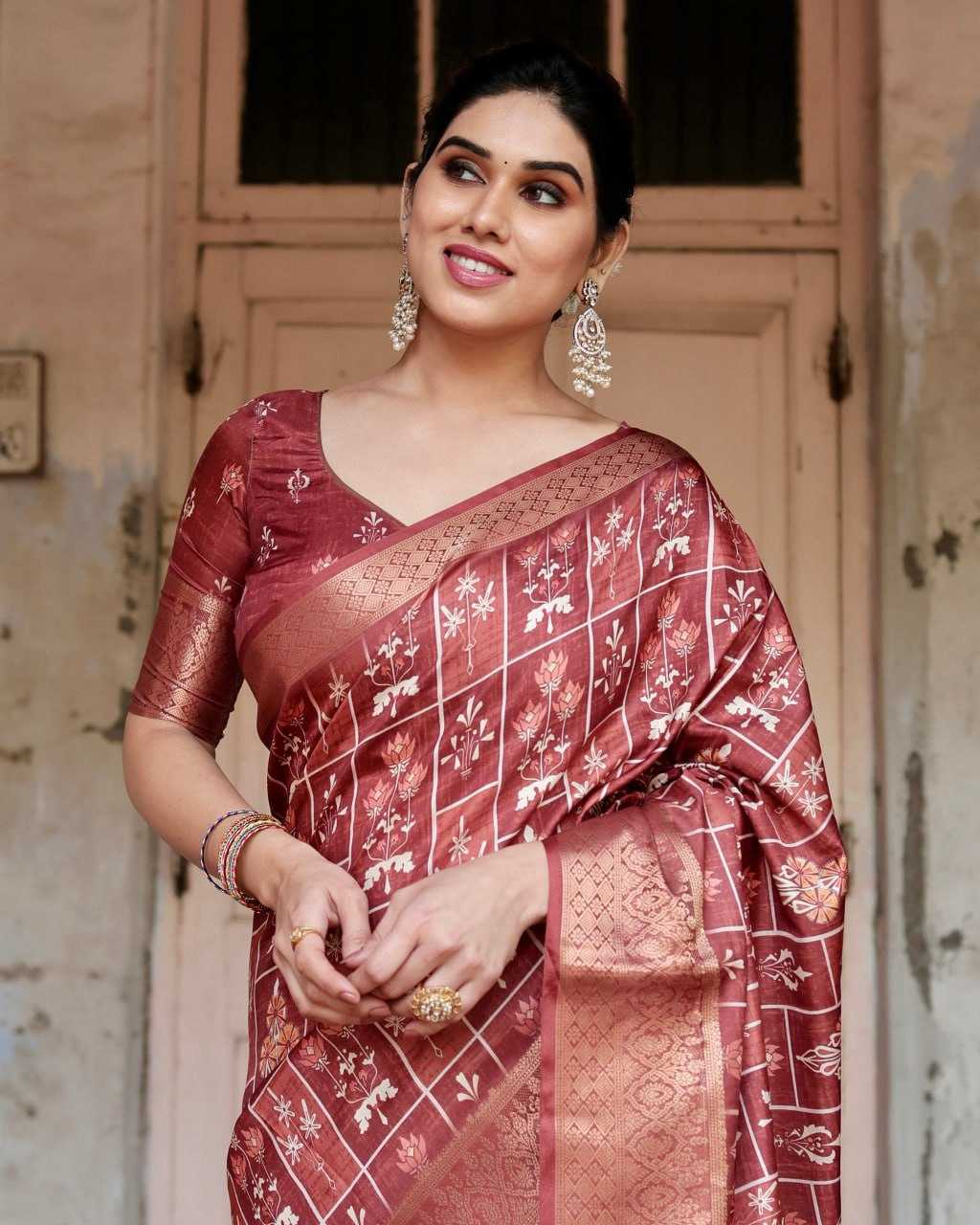 Pure Silk Saree with Square Cells Pattern