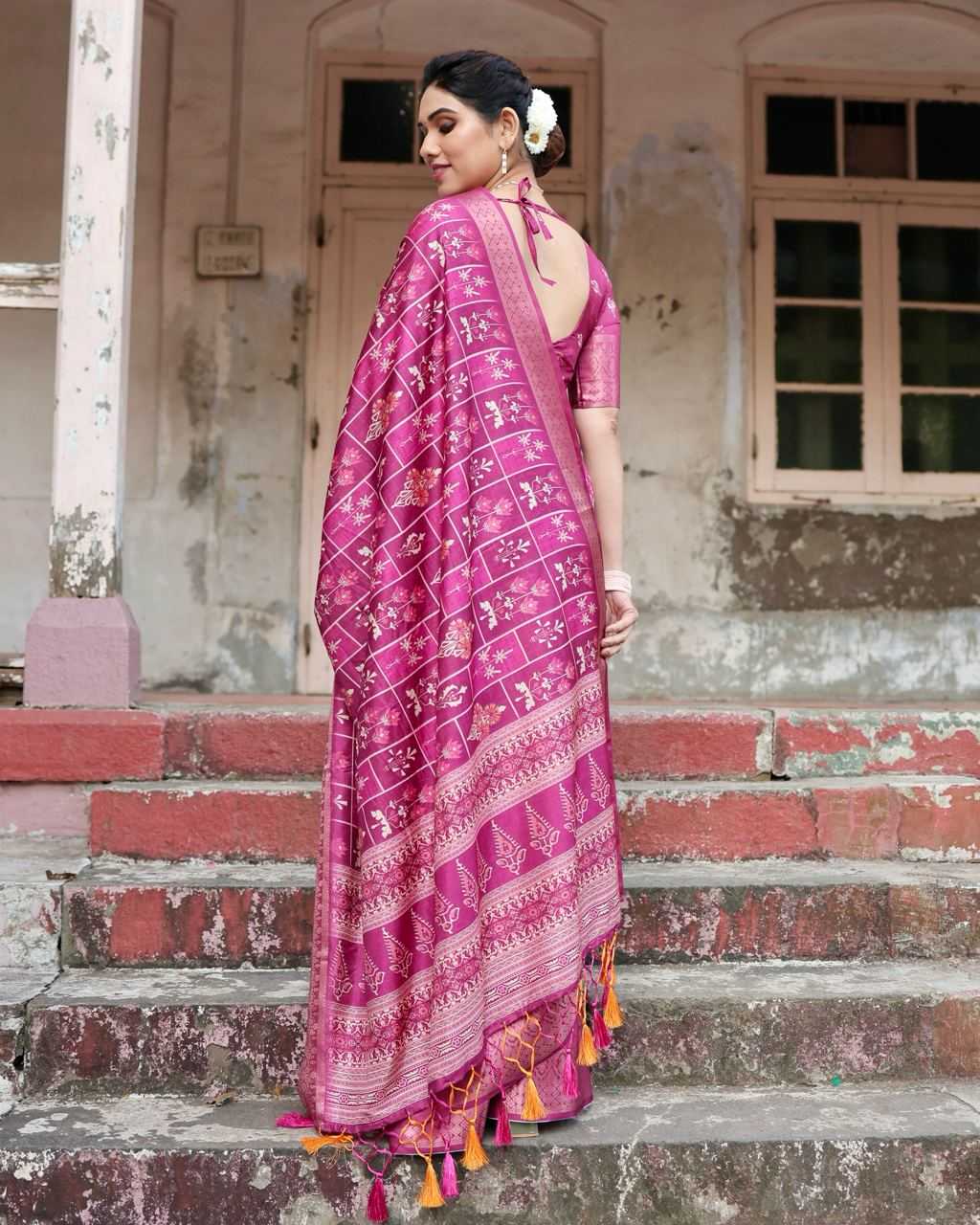Pure Silk Saree with Square Cells Pattern