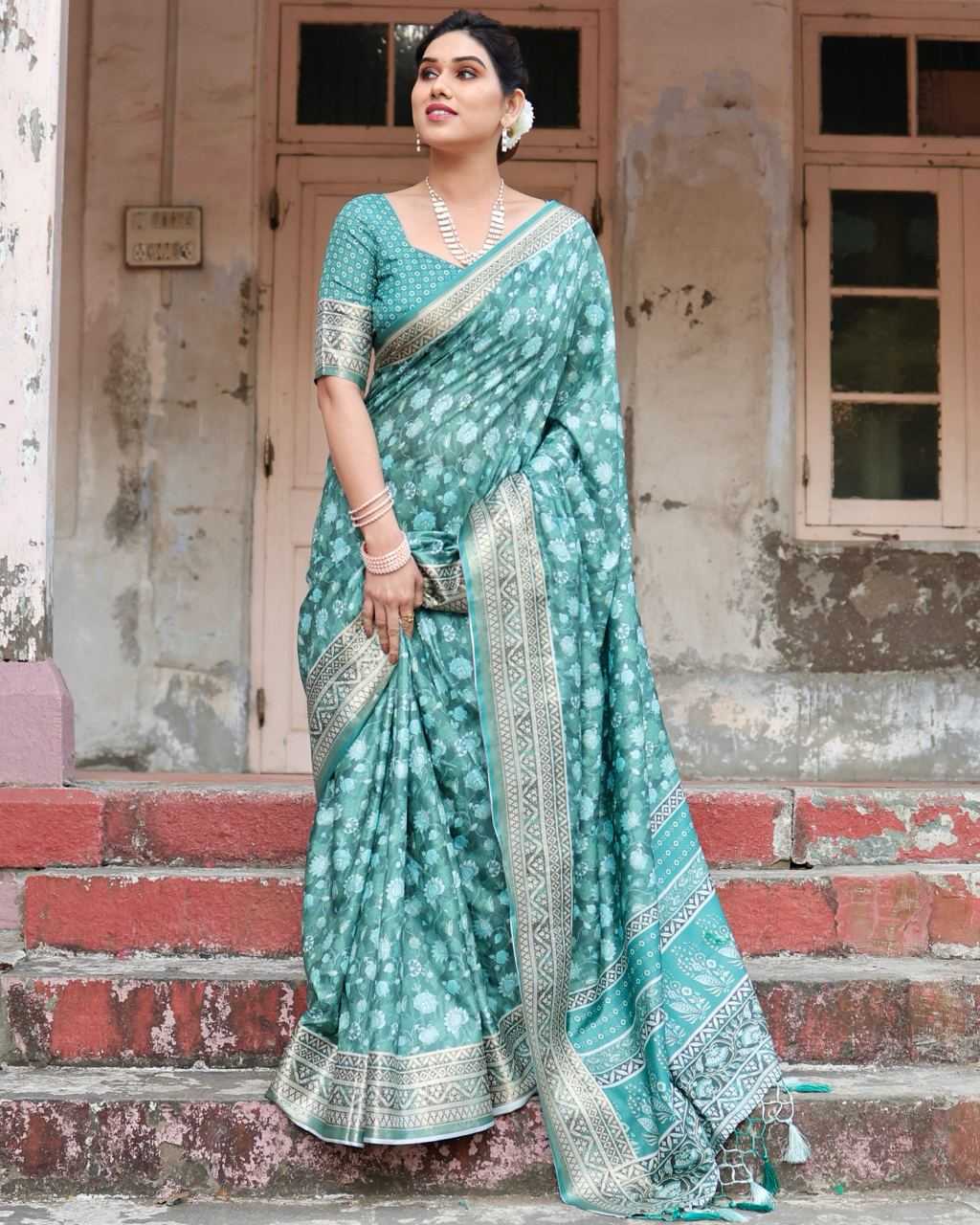 Classy Pure Silk Saree with Fine Print
