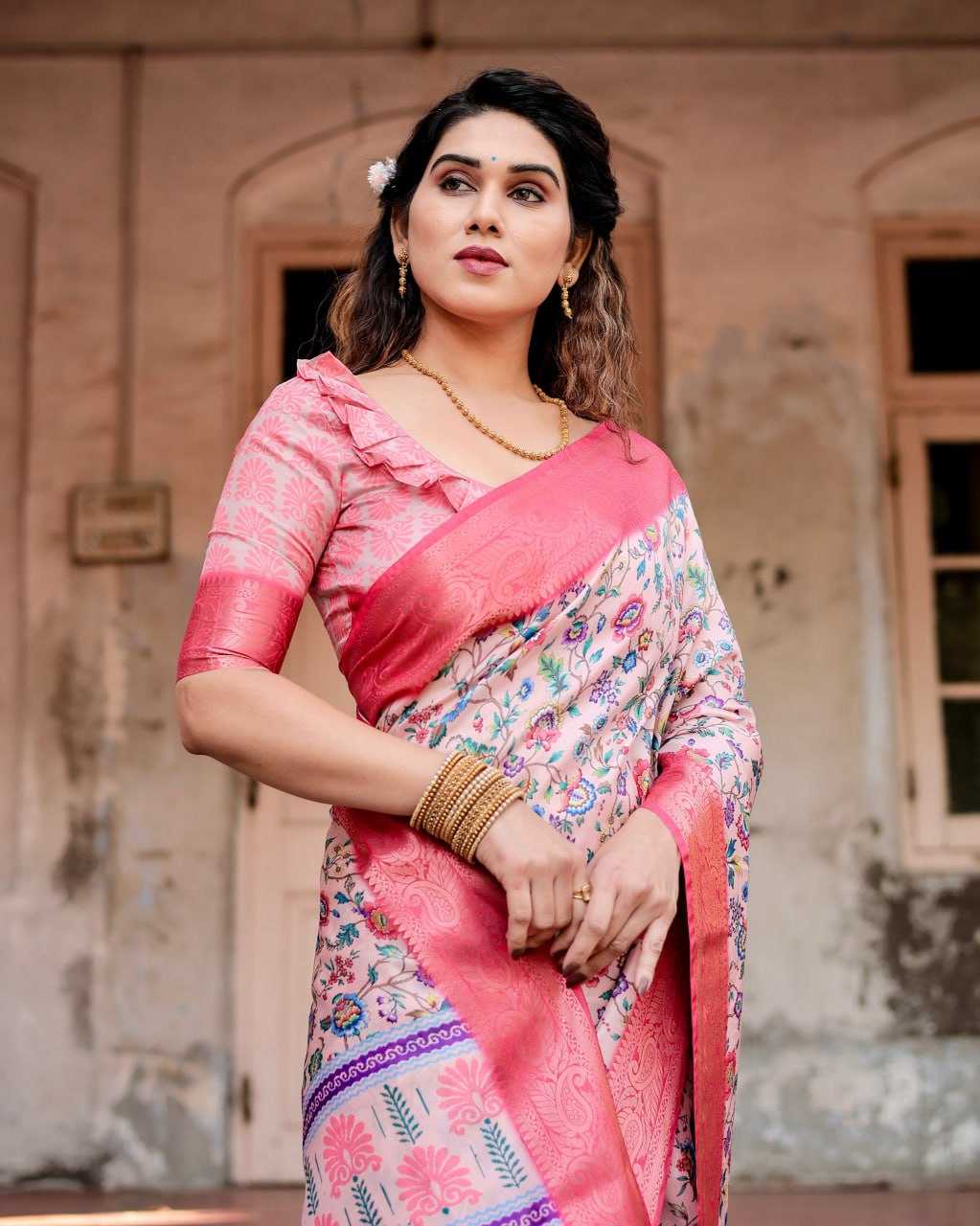 Stylish White Pure Silk Saree