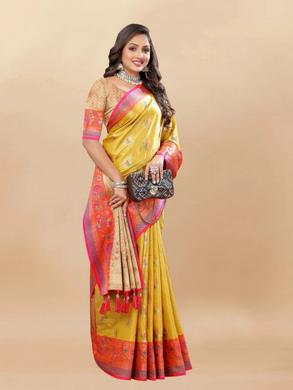 Soft Kanjivaram Silk Saree with Rich Zari Weaving and Tassel-Embellished Pallu
