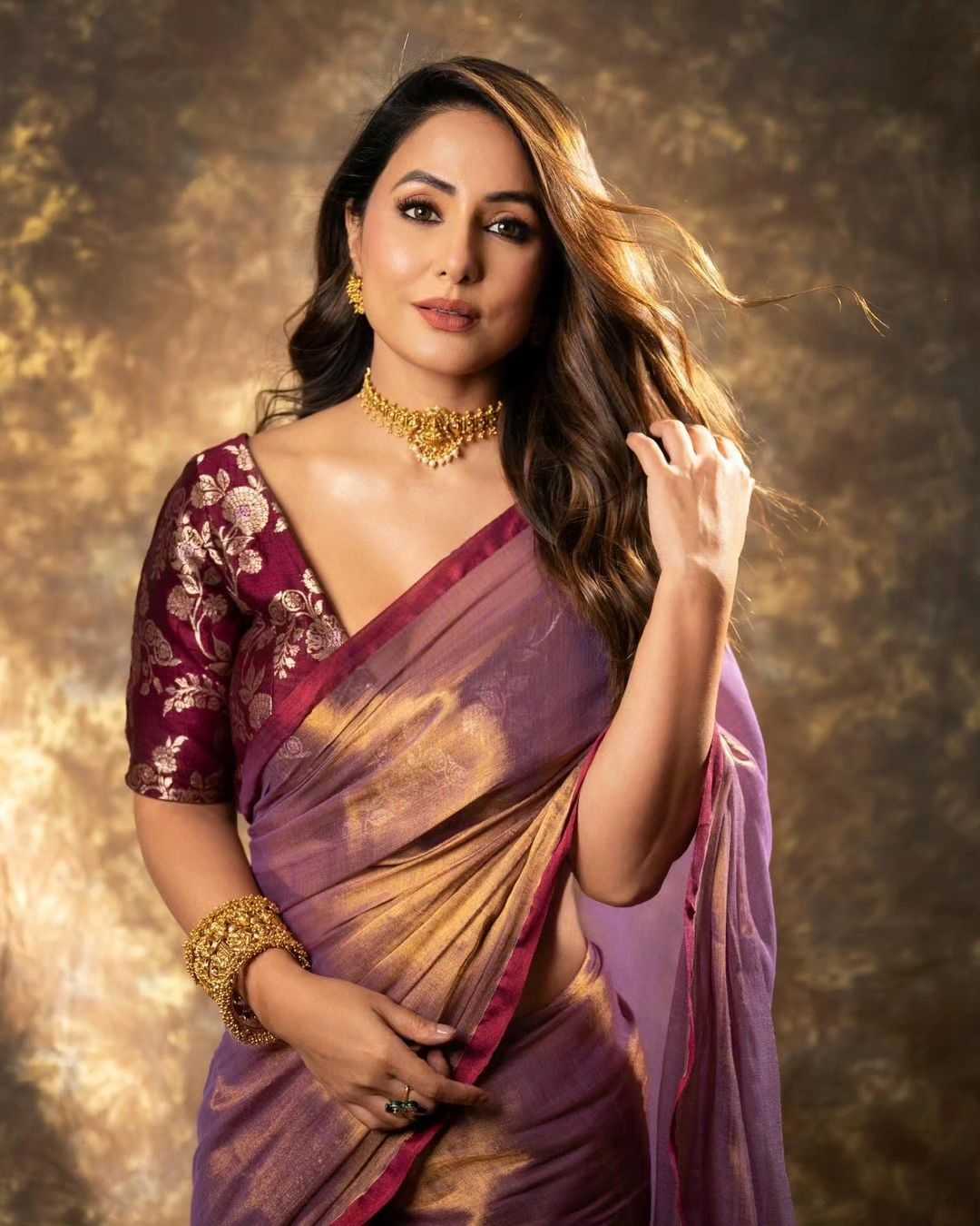 Stylish Jimmy Choo Saree with Elegant Lace Border