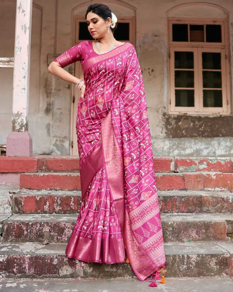 Pure Silk Saree with Square Cells Pattern – BANDISHA